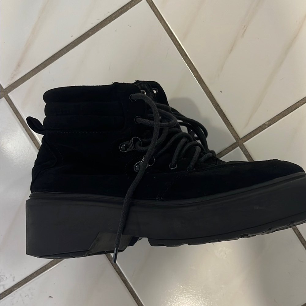 Faux Black Suede Lug Booties 7M Womens High Top Laces Matte Platform